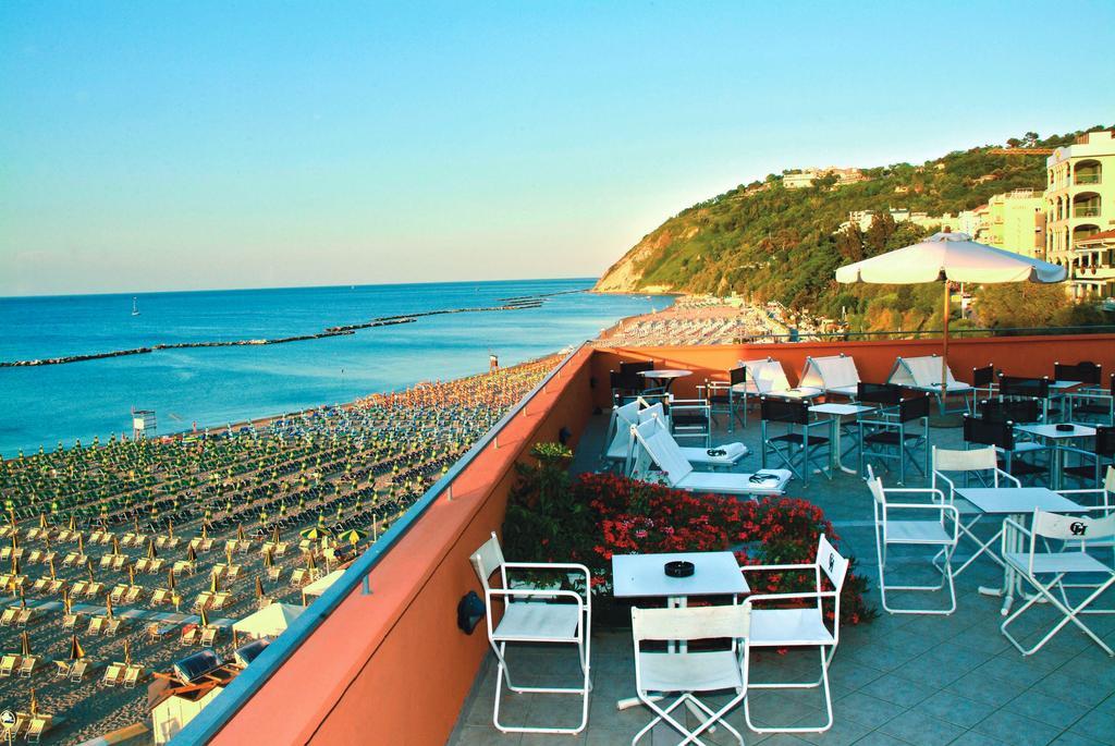 Giovanna Regina Hotel Габичче-Маре Экстерьер фото